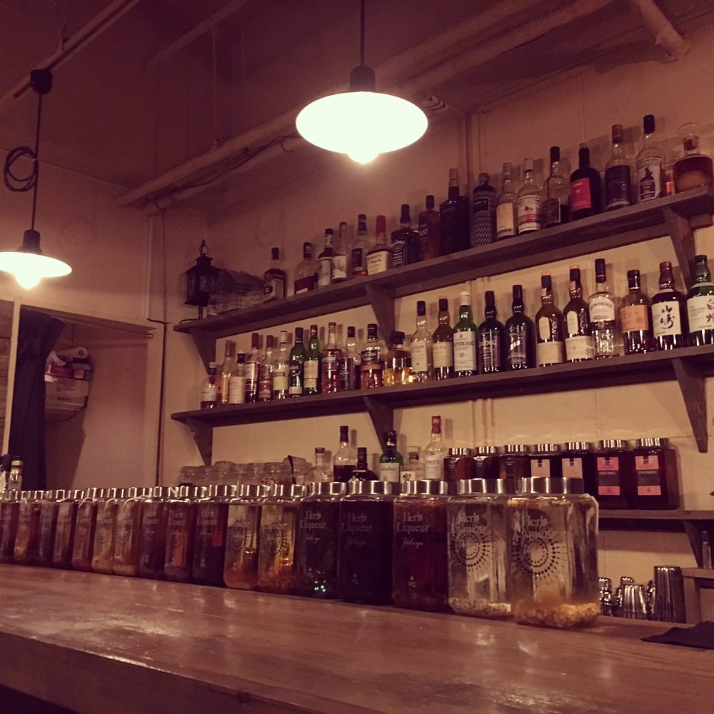 BAR L.AZOTH